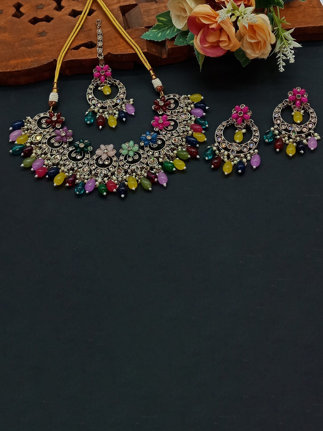 

AASHISH IMITATION Alloy AD-Studded & Beaded Necklace & Earrings Maang Tika, Gold