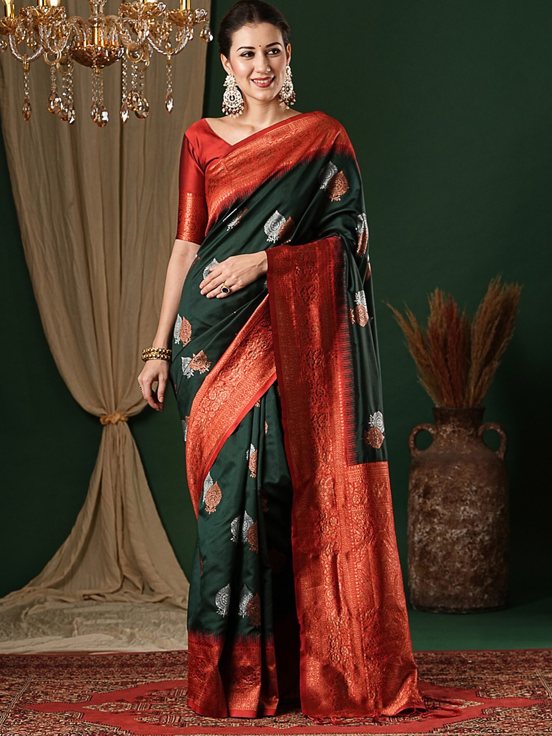 

Anouk Ethnic Motifs Zari Banarasi Saree, Green