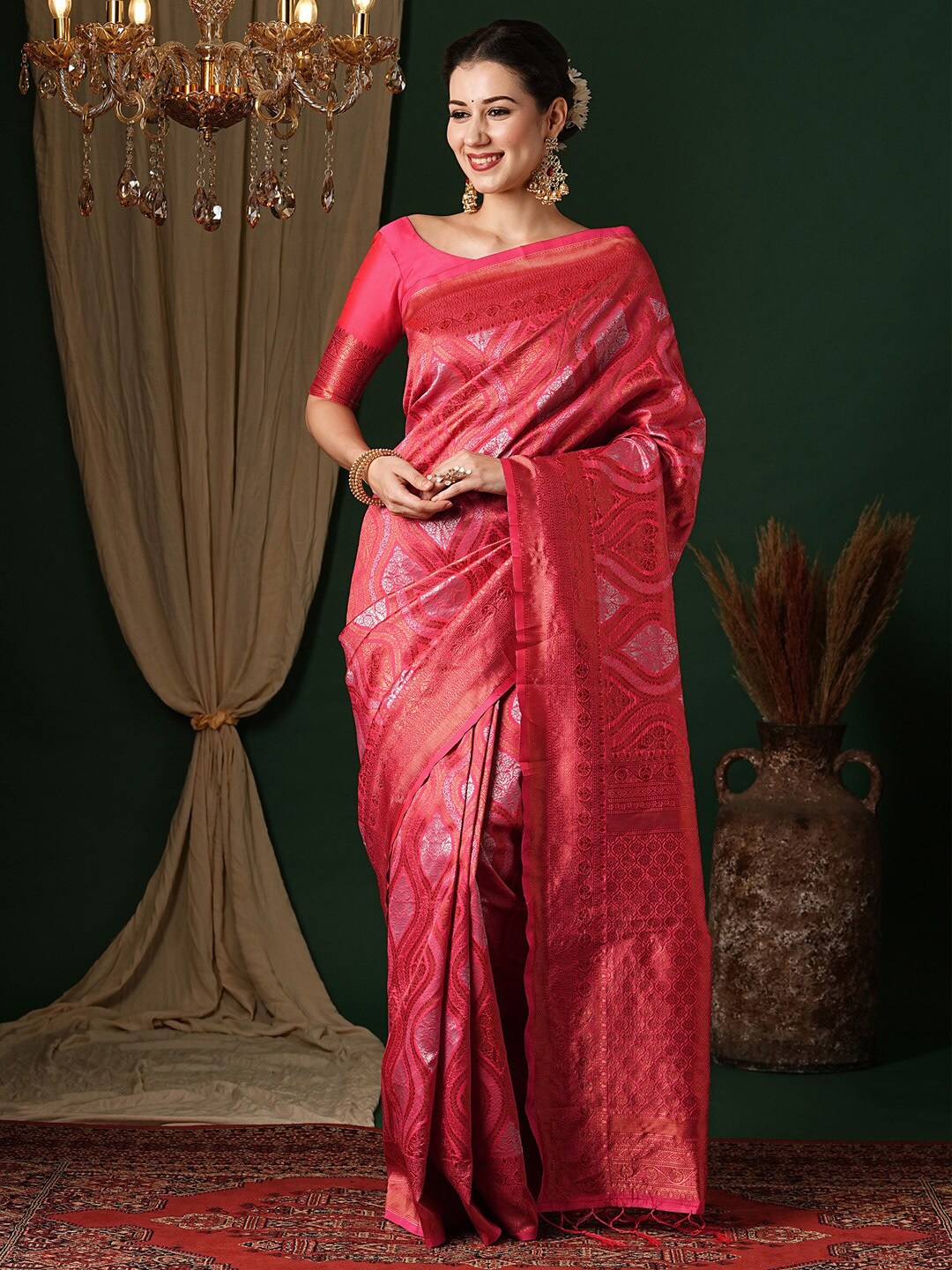 

Anouk Ethnic Motifs Zari Silk Blend Banarasi Saree, Pink