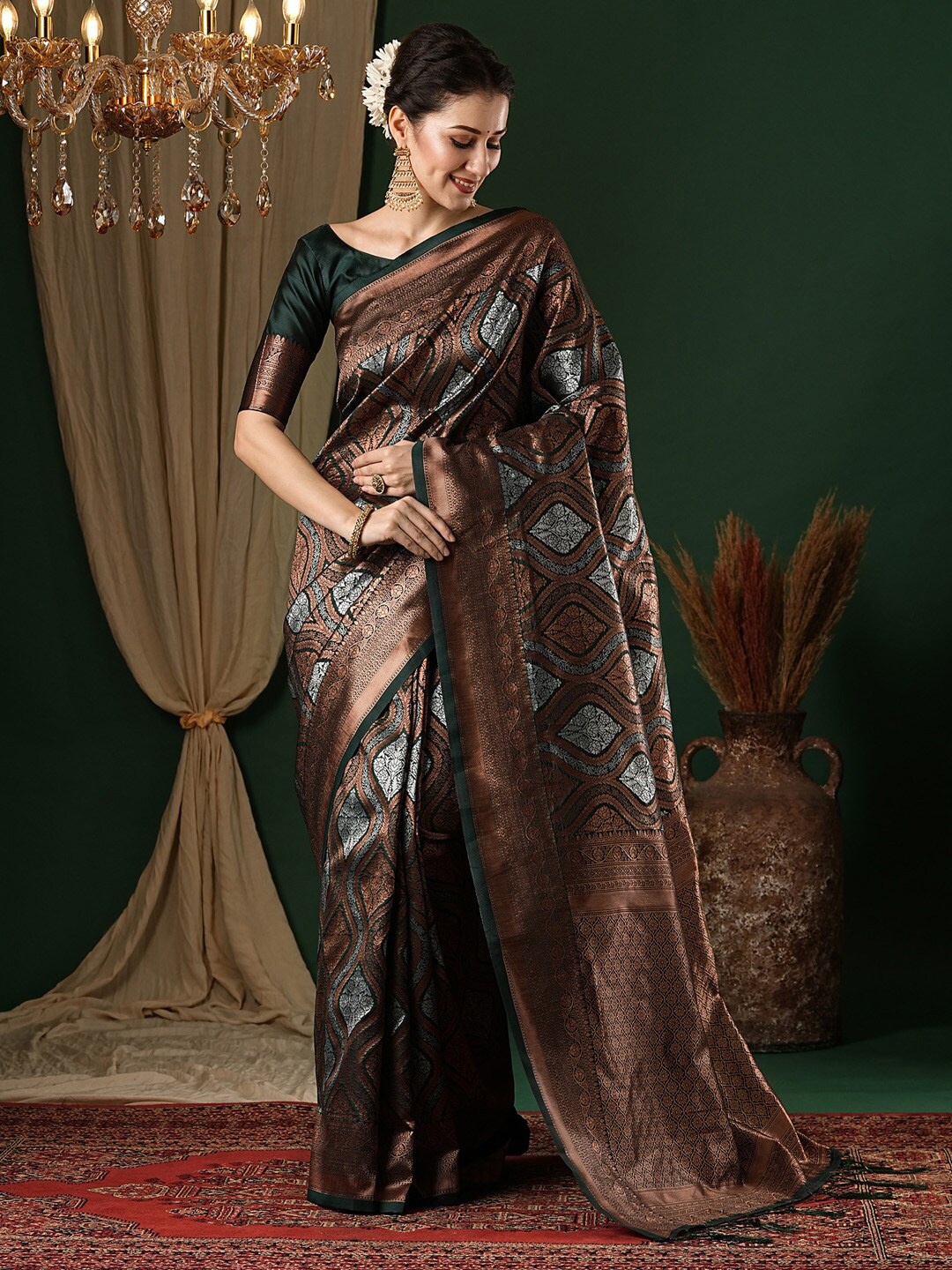 

Anouk Ethnic Motifs Zari Silk Blend Banarasi Saree With Blouse Piece, Green