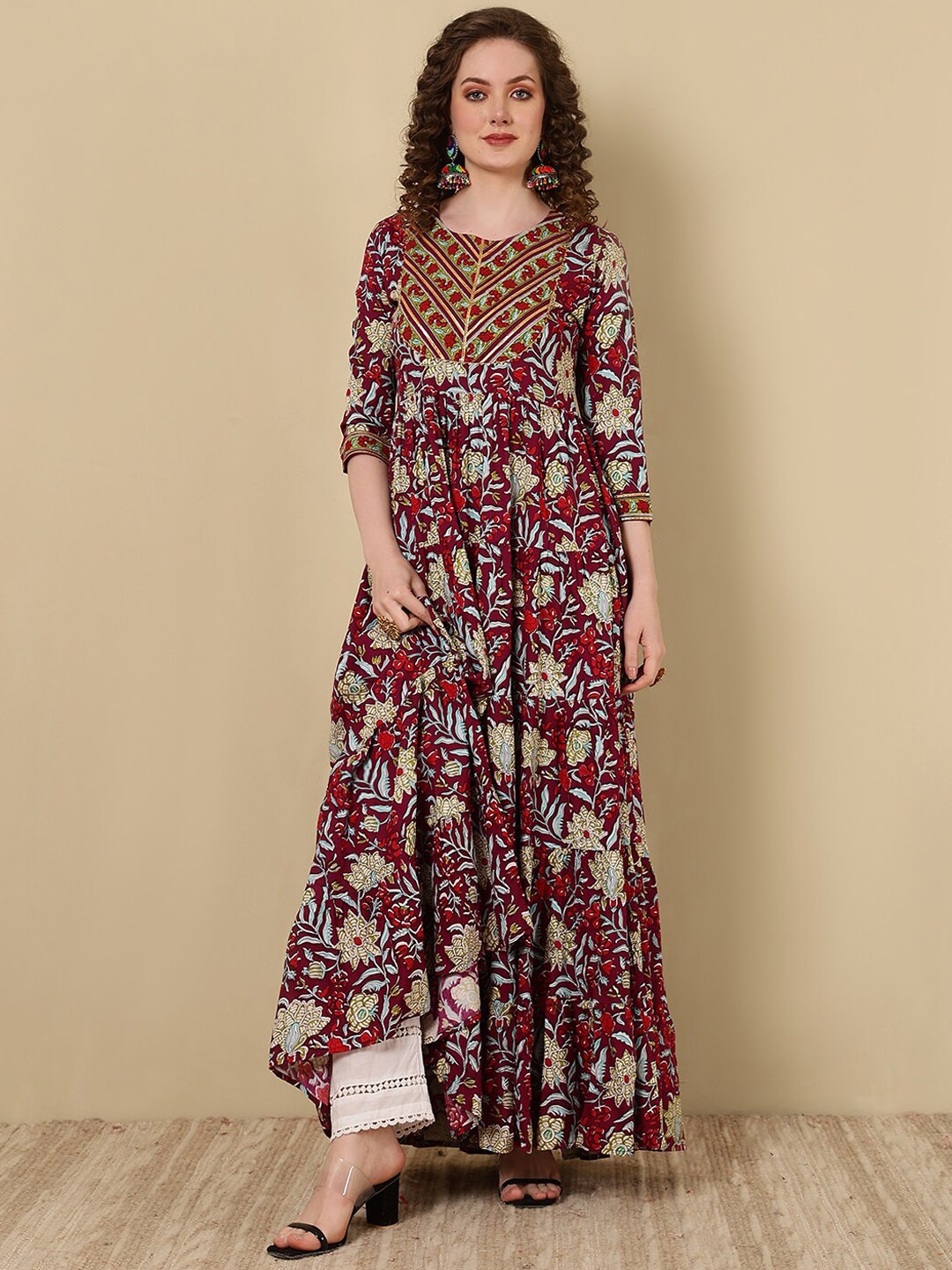 

GLAM ROOTS Round Neck Floral Printed Gotta Patti Tiering Anarkali Kurta, Burgundy