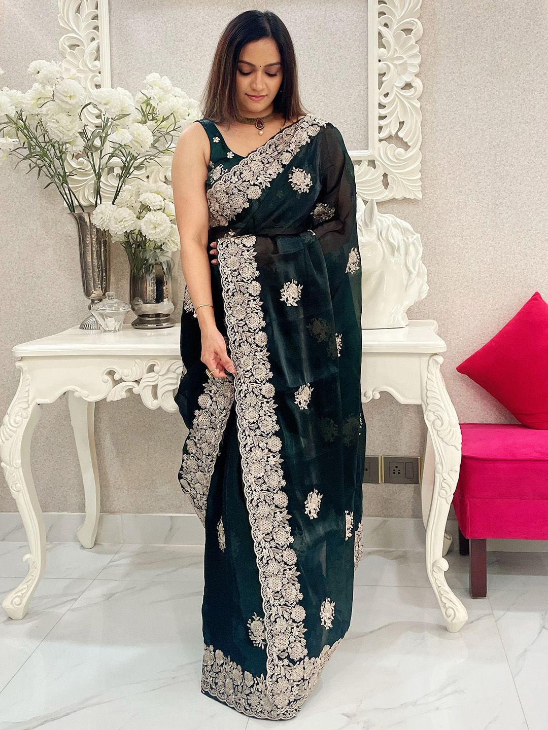 

Anouk Ethnic Motifs Organza Embroidered Saree, Green