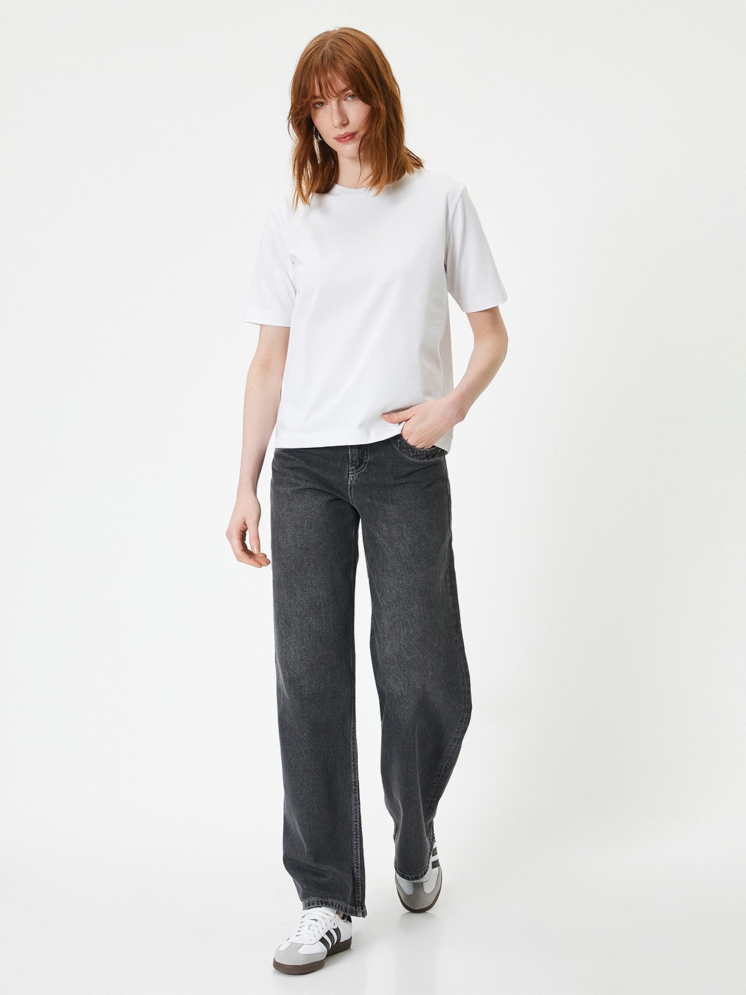 

Koton Women Solid Round Neck T-shirt, White