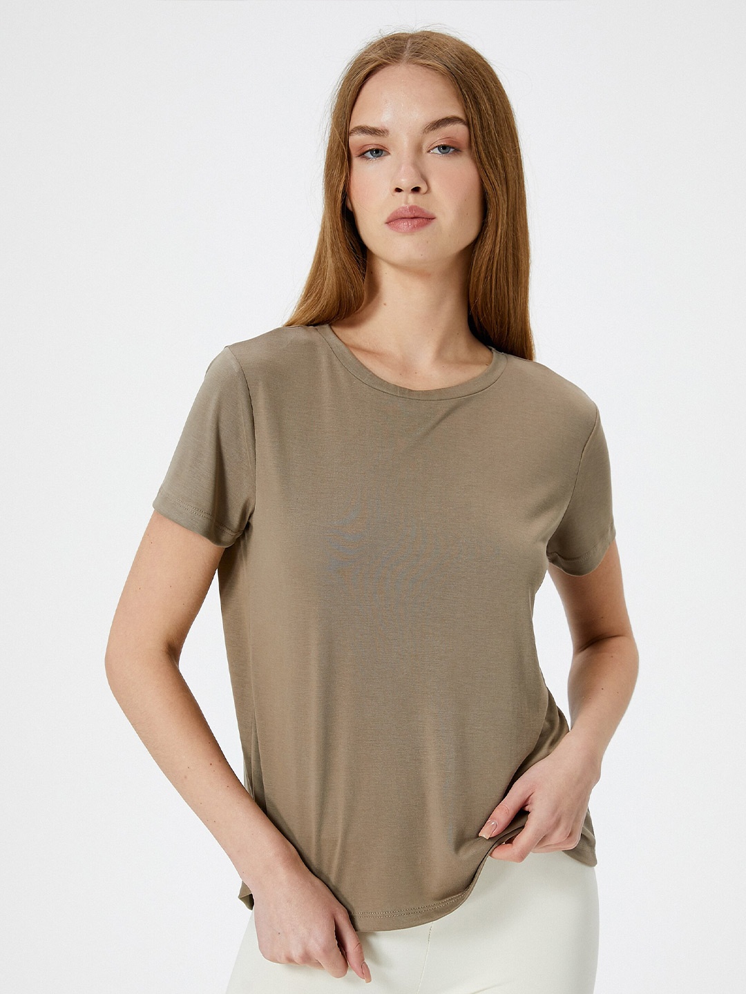 

Koton Women Solid Round Neck T-shirt, Brown