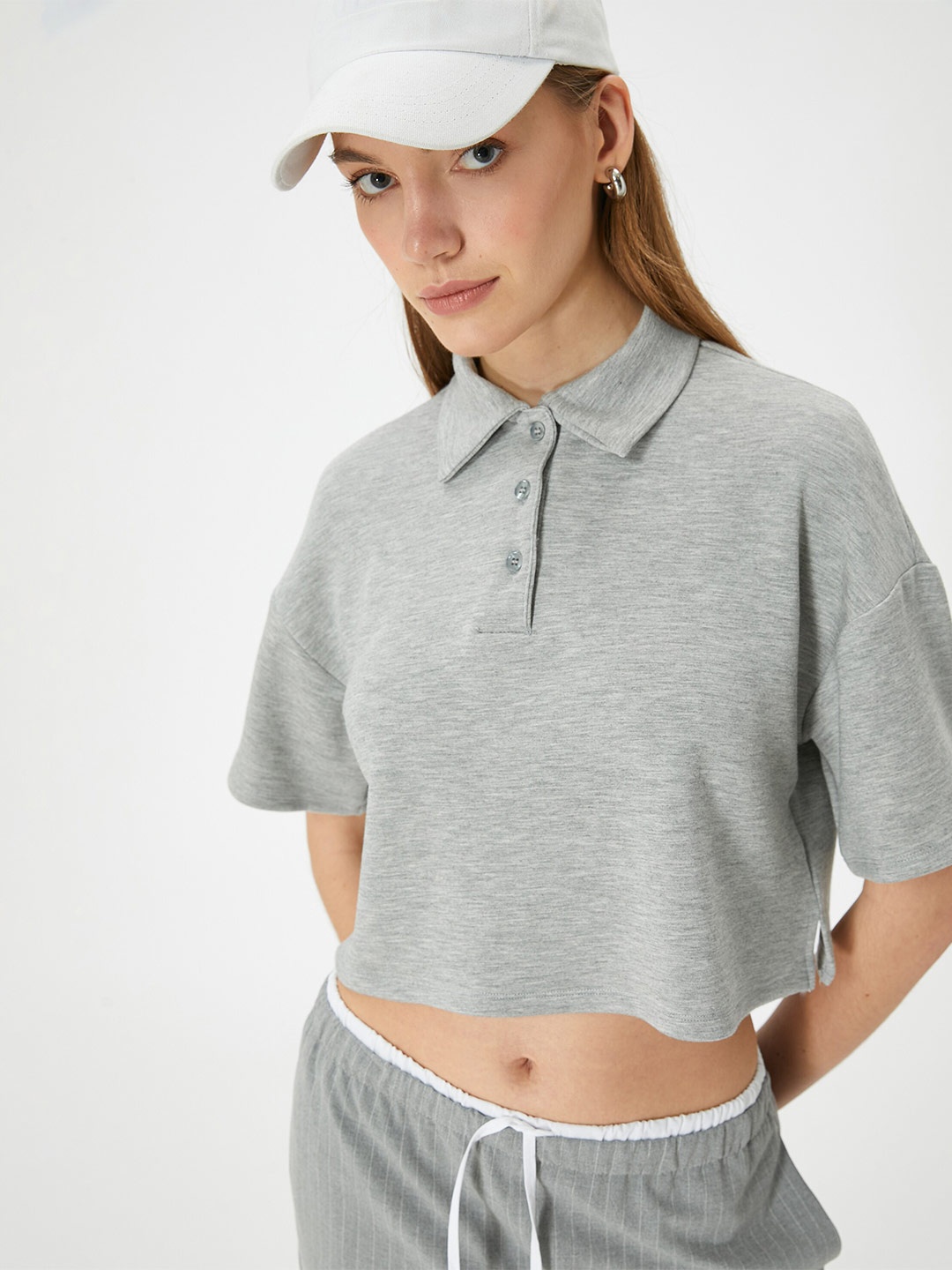 

Koton Women Polo Collar Drop-Shoulder Sleeves T-shirt, Grey