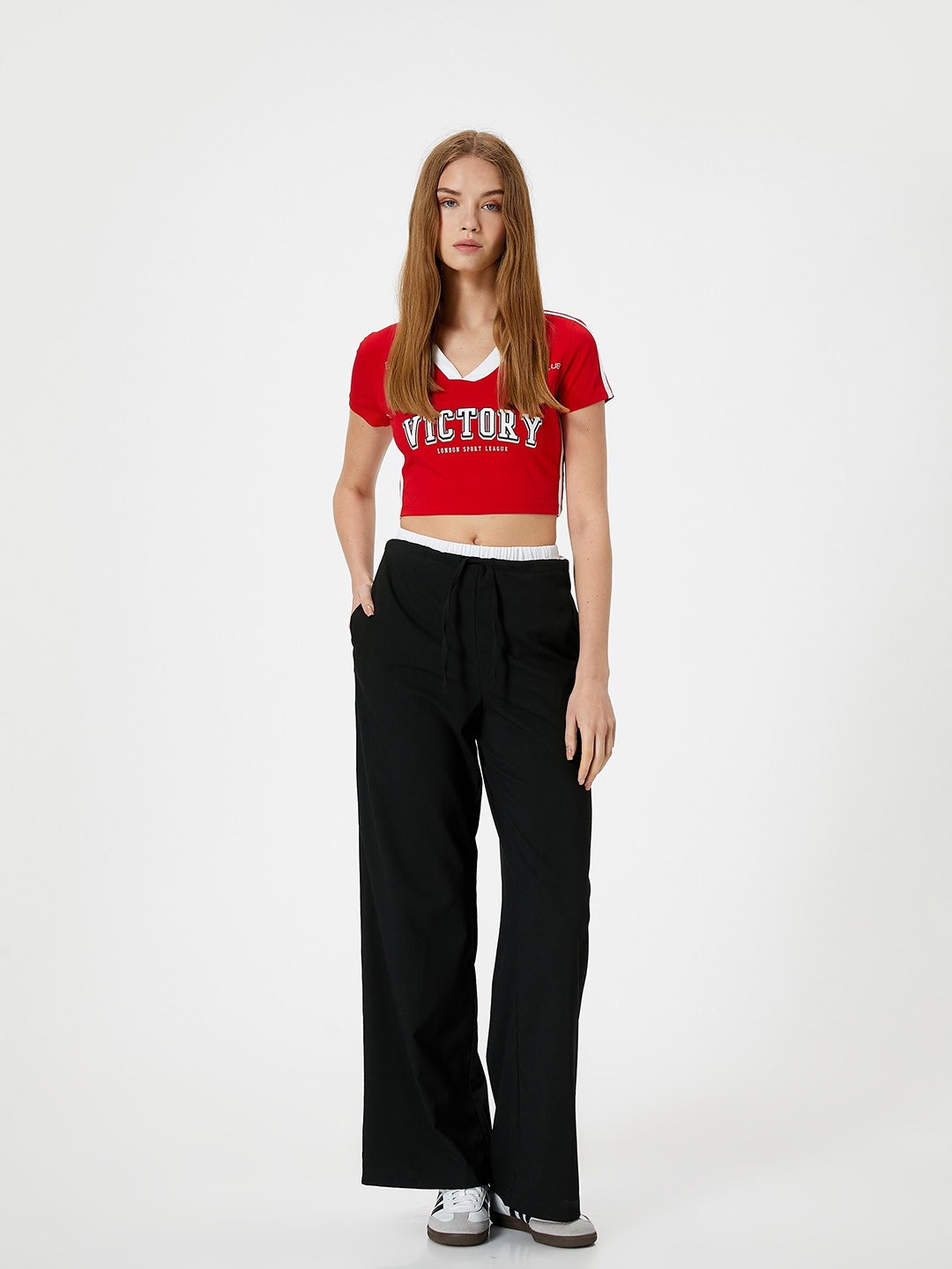 

Koton Women Typography Printed Slim Fit T-shirt, Red