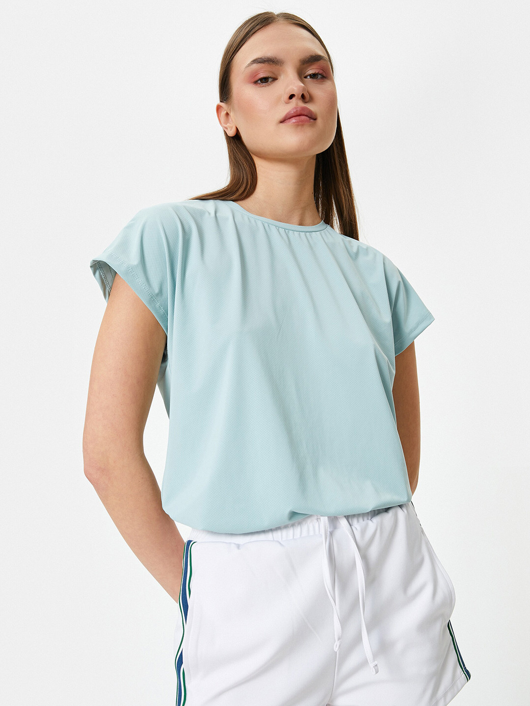 

Koton Women Solid Round Neck T-shirt, Blue