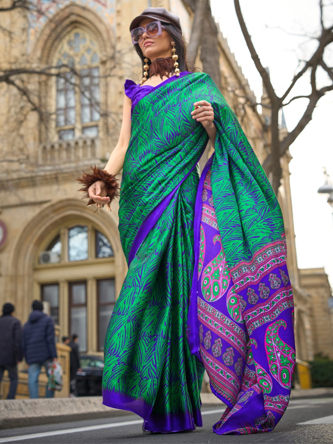 

Sangria Abstract Printed Satin Sarees, Green