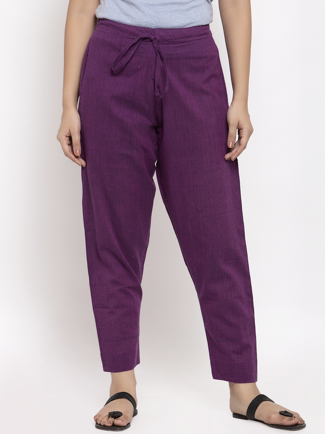 

Aarsha Women Relaxed Straight Leg Mid-Rise Cotton Peg Trousers, Purple