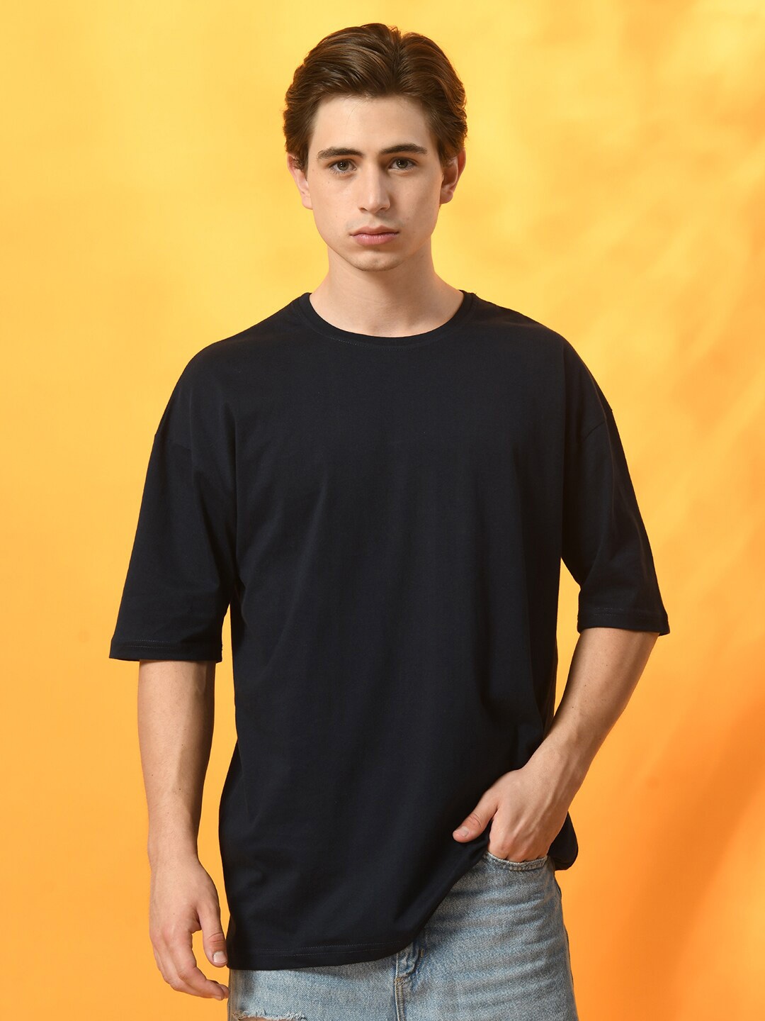 

FITINC Men Drop-Shoulder Sleeves Bio Finish Round Neck T-shirt, Black
