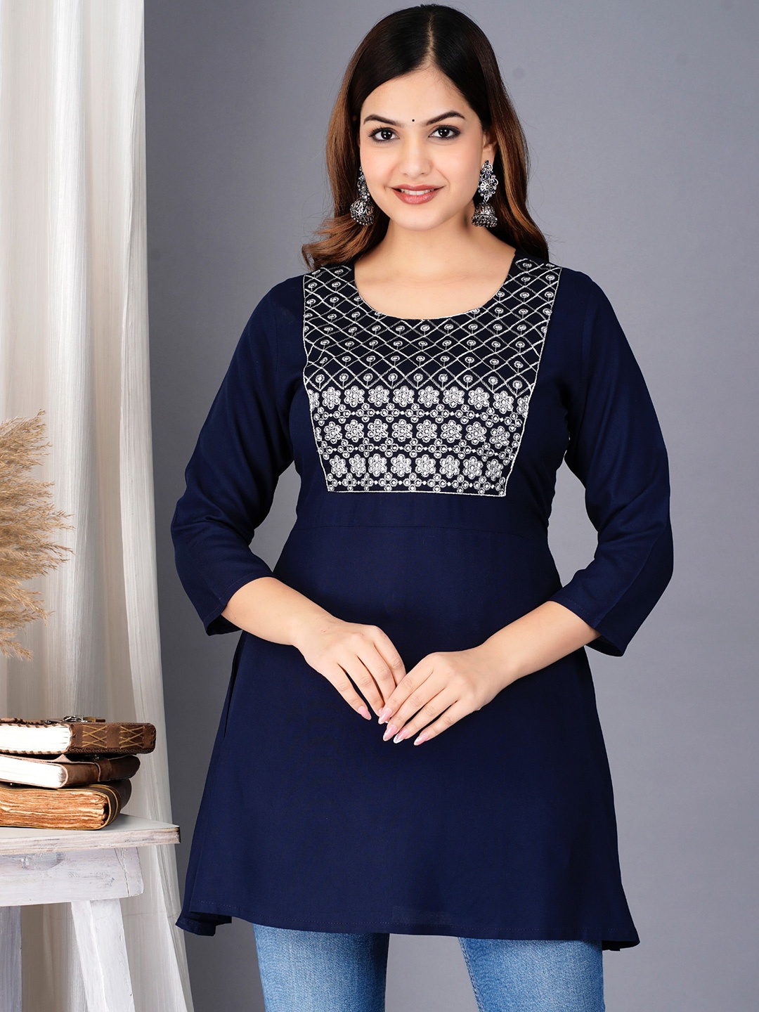 

Light Daisy Embroidered Round Neck A-Line Kurti, Navy blue