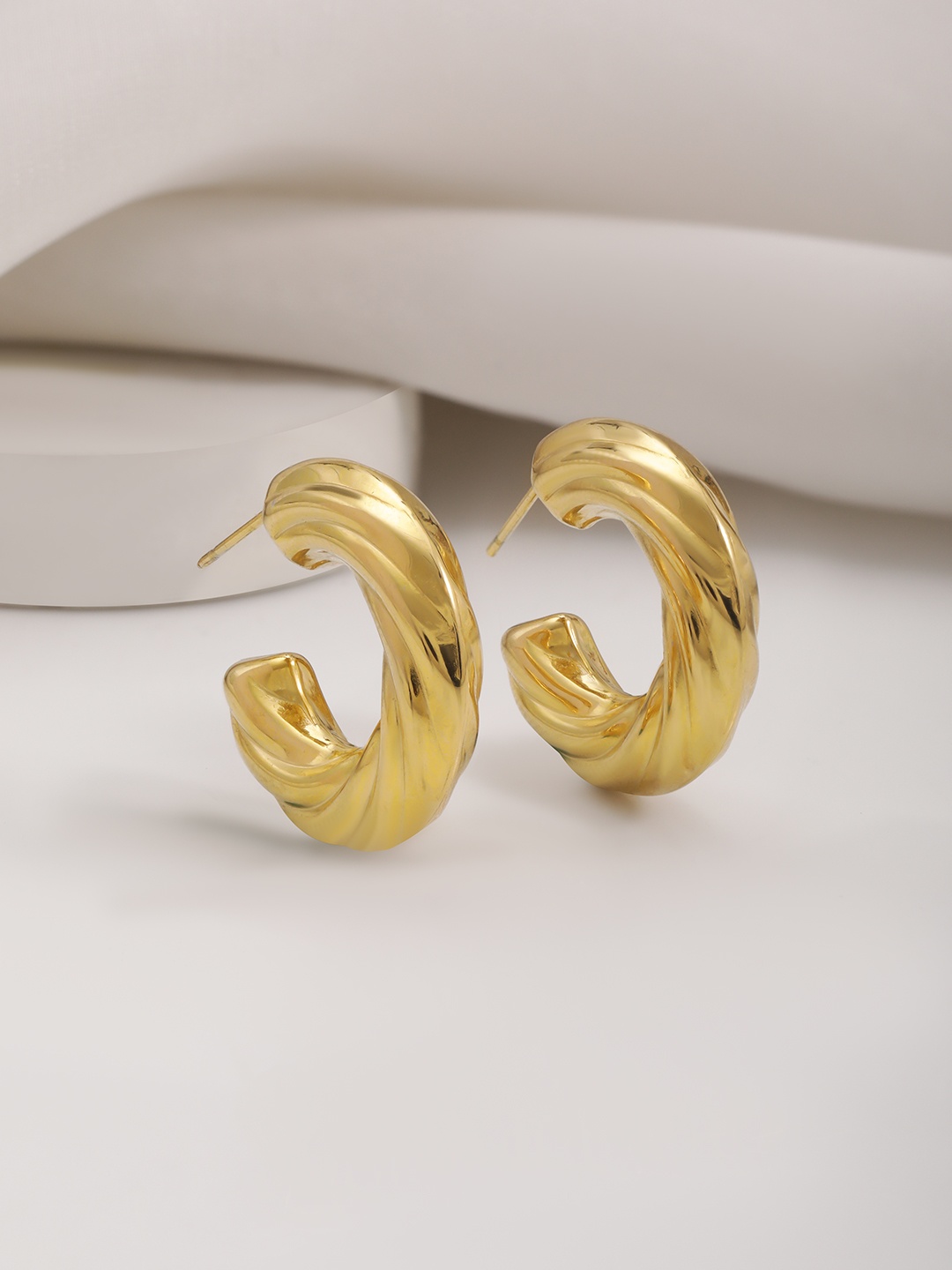 

Rubans Voguish 18KT Gold Plated Hoop Earrings