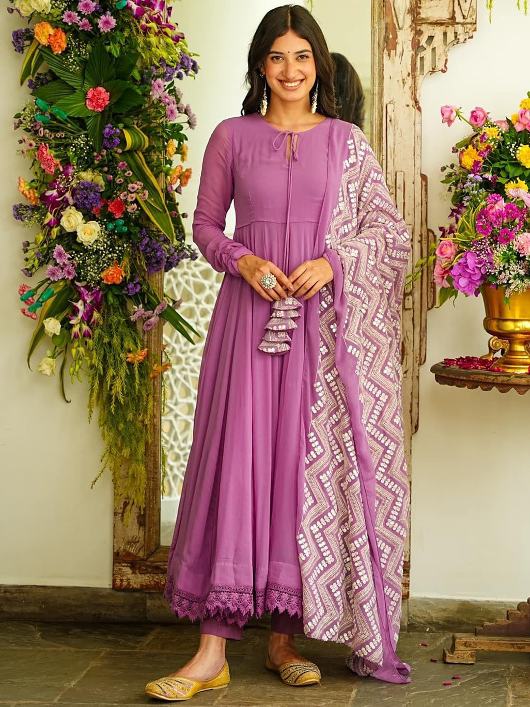 

VAANI CREATION Regular Gotta Patti Kurta with Trouser & Dupatta, Purple