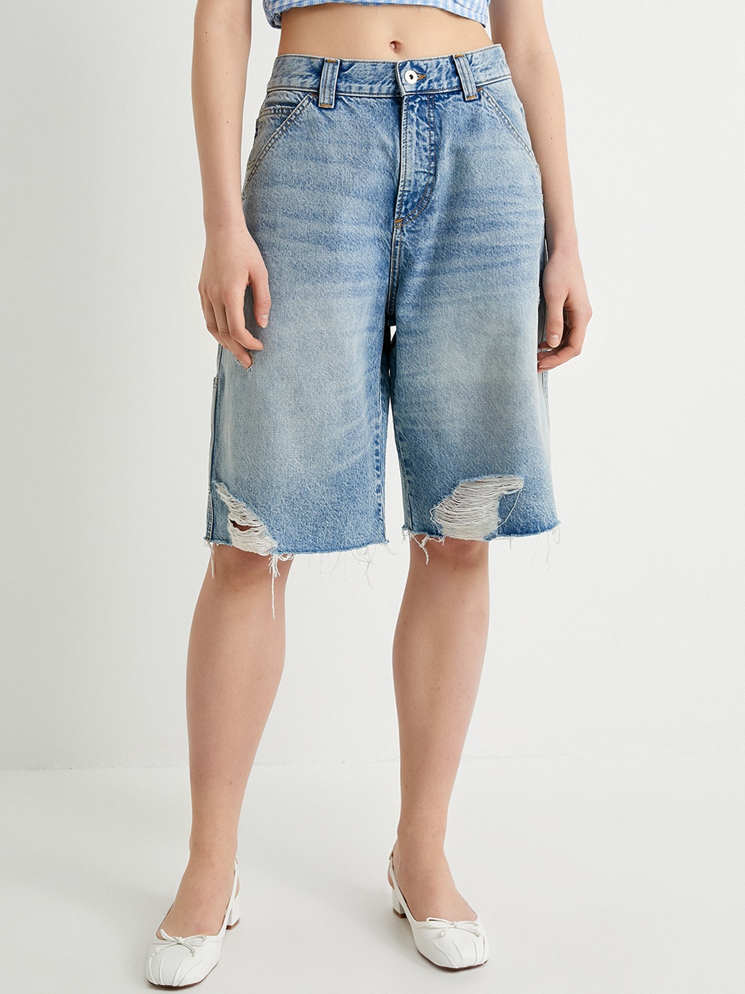 

Koton Women Relaxed Fit Washed Distressed Cotton Denim Shorts, Blue