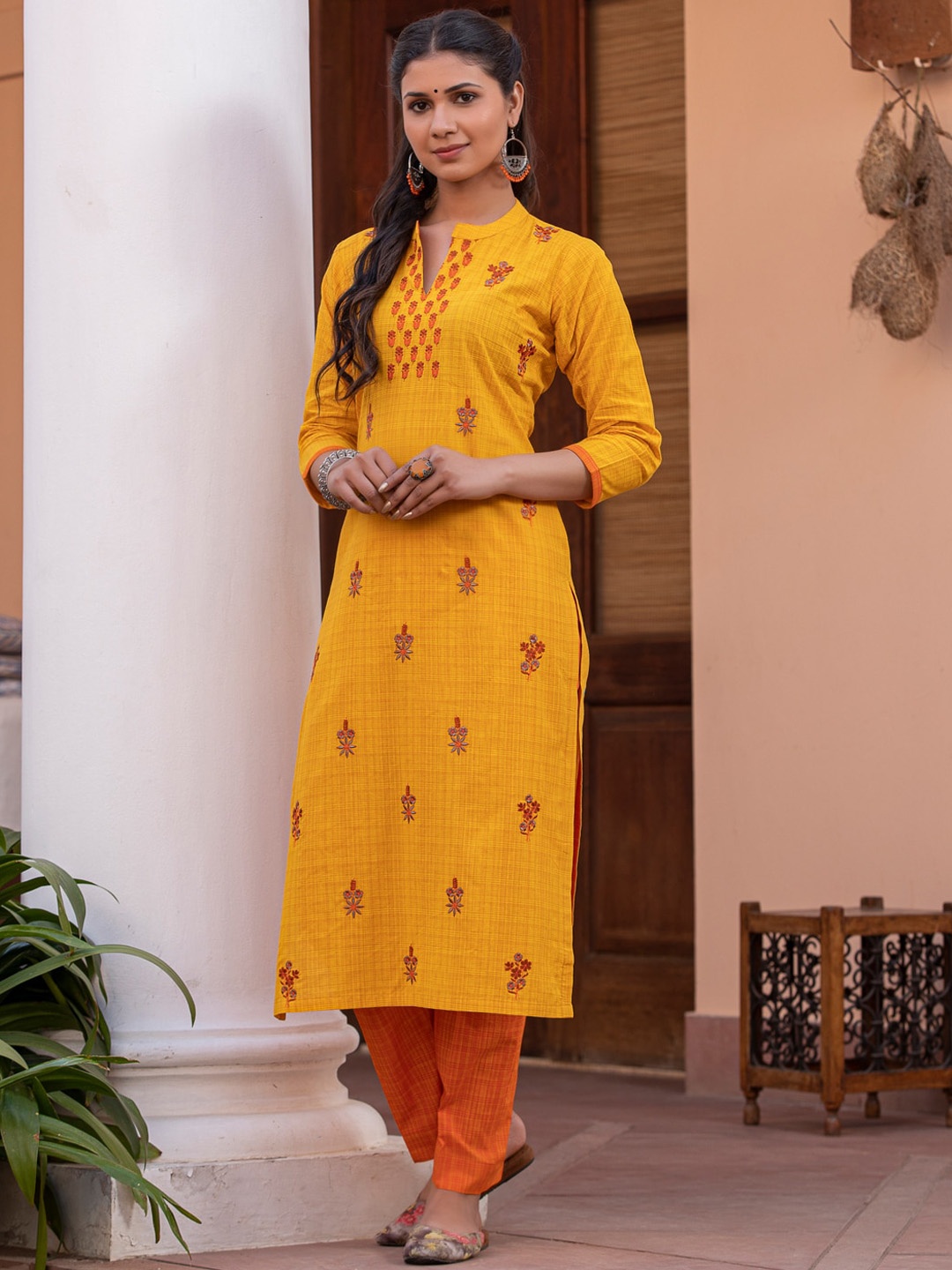 

WOMEN PLUS Ethnic Motifs Embroidered Thread Work Pure Cotton Straight Kurta With Trousers, Yellow