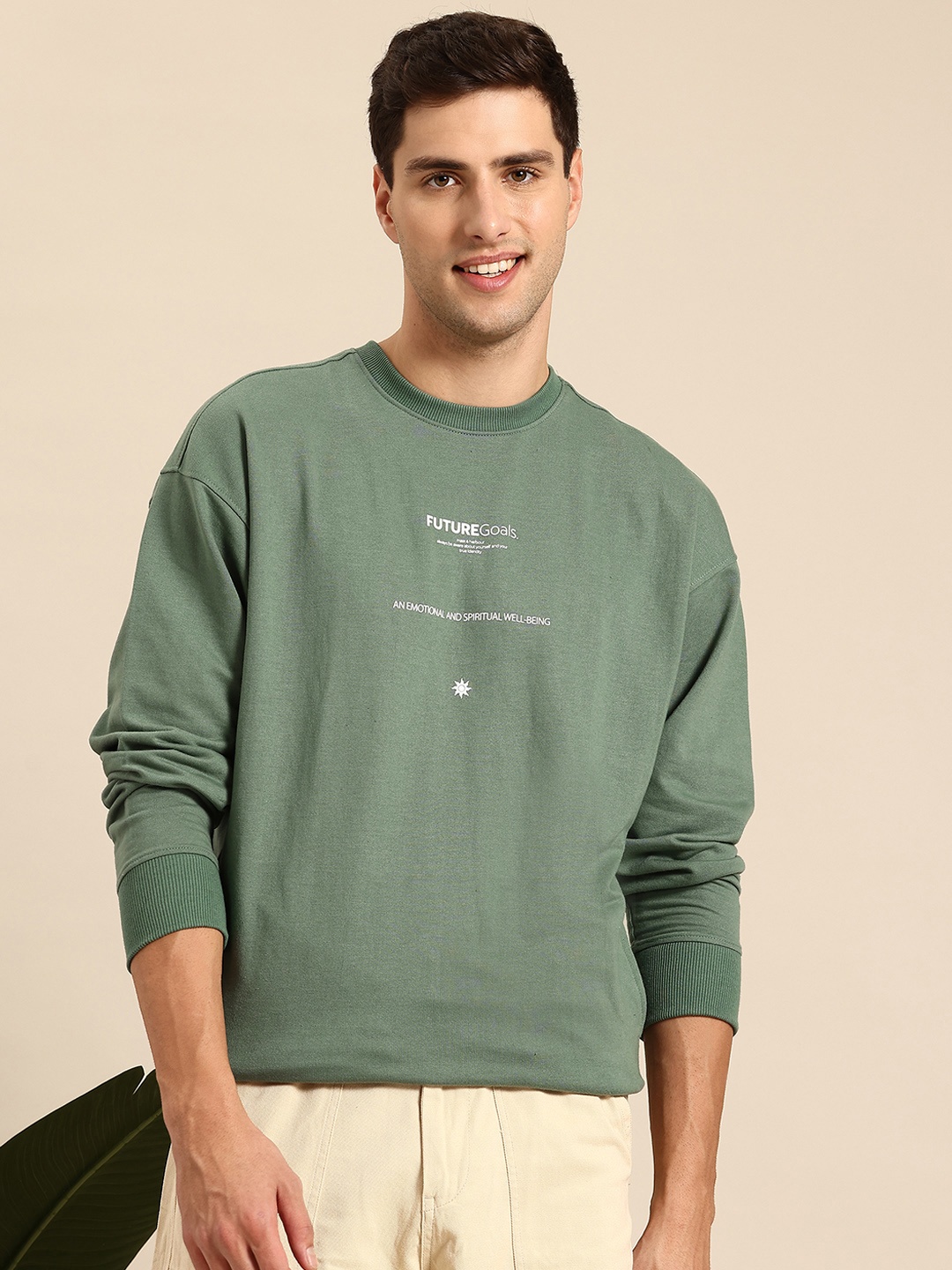 

Mast & Harbour Men Printed Sweatshirt, Green
