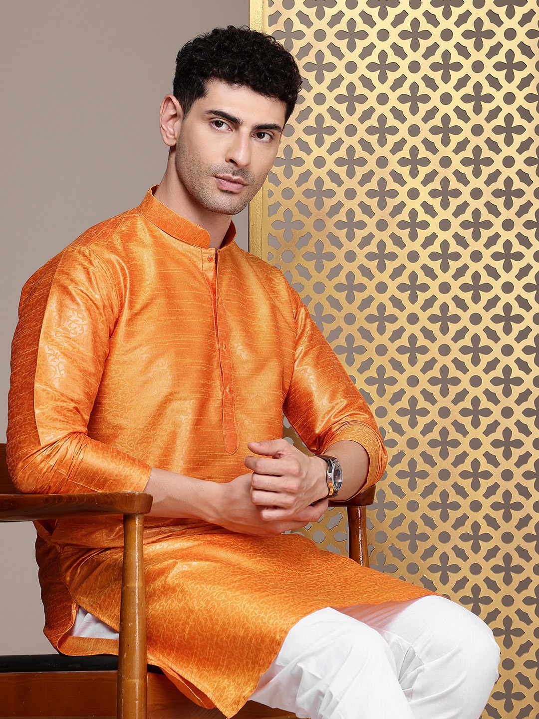 

House of Pataudi Men Jashn Indie Florals Woven Design Regular Kurta With Churidar, Orange