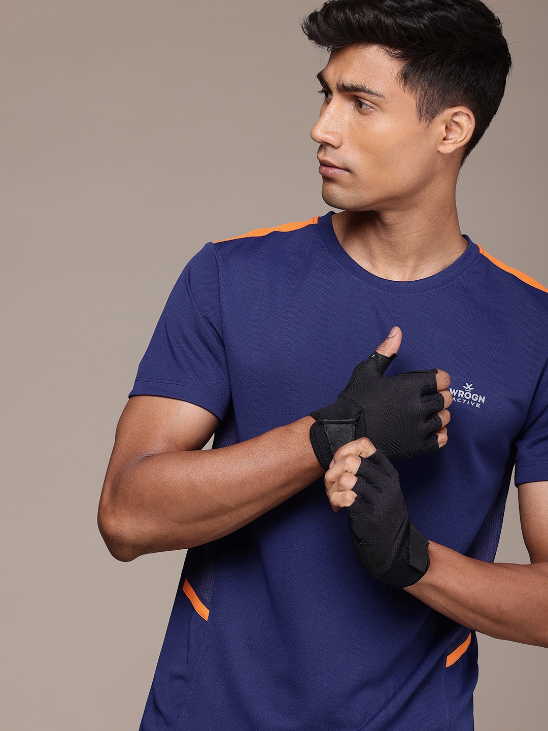 

WROGN ACTIVE Slim Fit Sports T-shirt, Navy blue