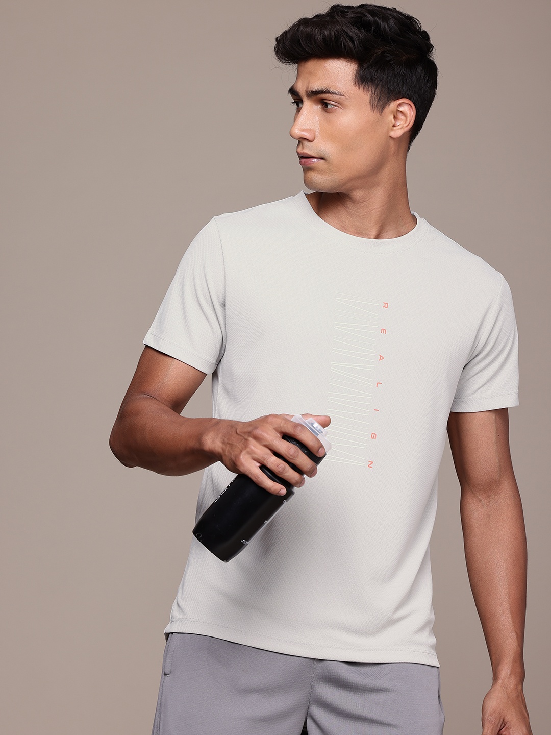 

WROGN ACTIVE Typography Printed Slim Fit T-shirt, Grey
