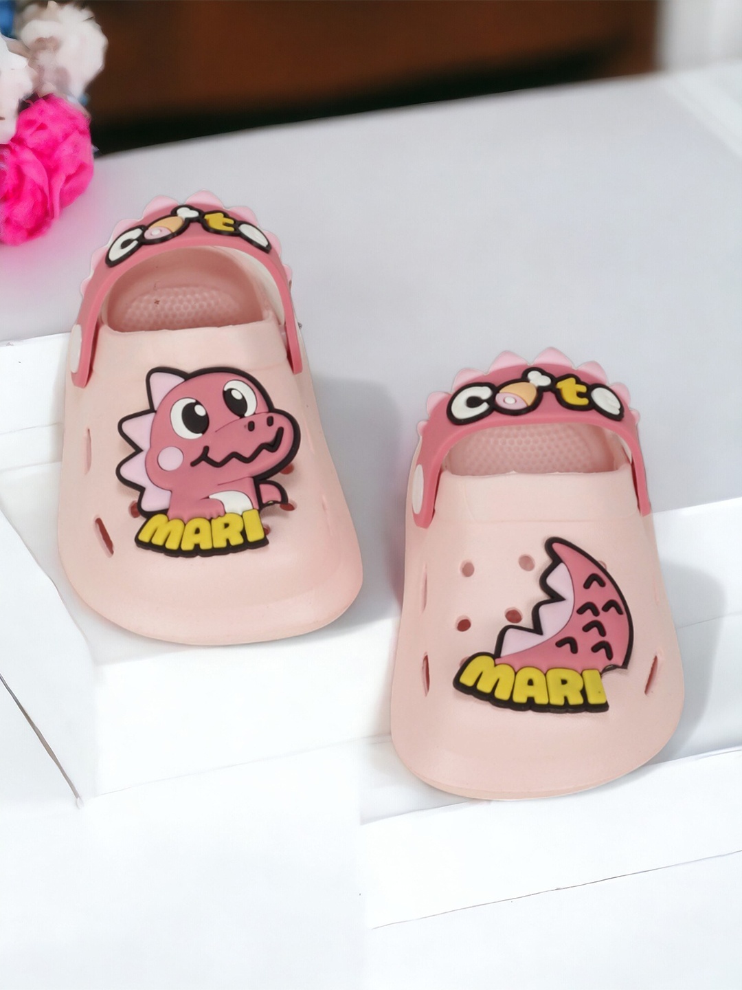 

Lil Lollipop Kids Cartoon Applique Anti-Slip Clogs, Pink