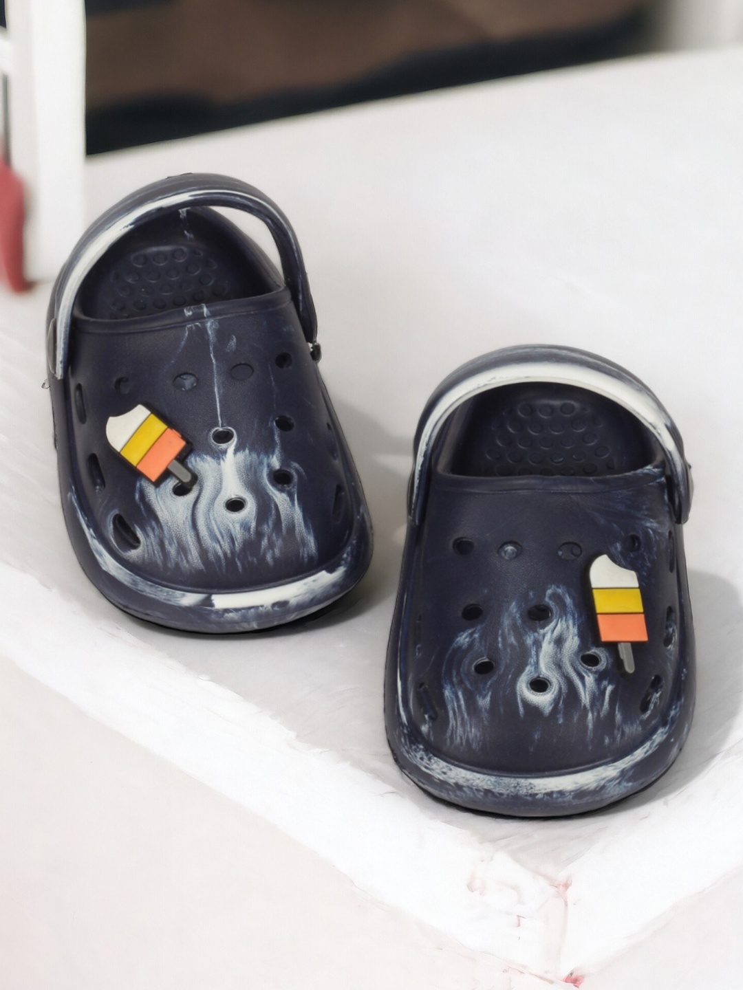 

Lil Lollipop Kids Marble Look Ice Cream Applique Anti-Slip Clogs, Black