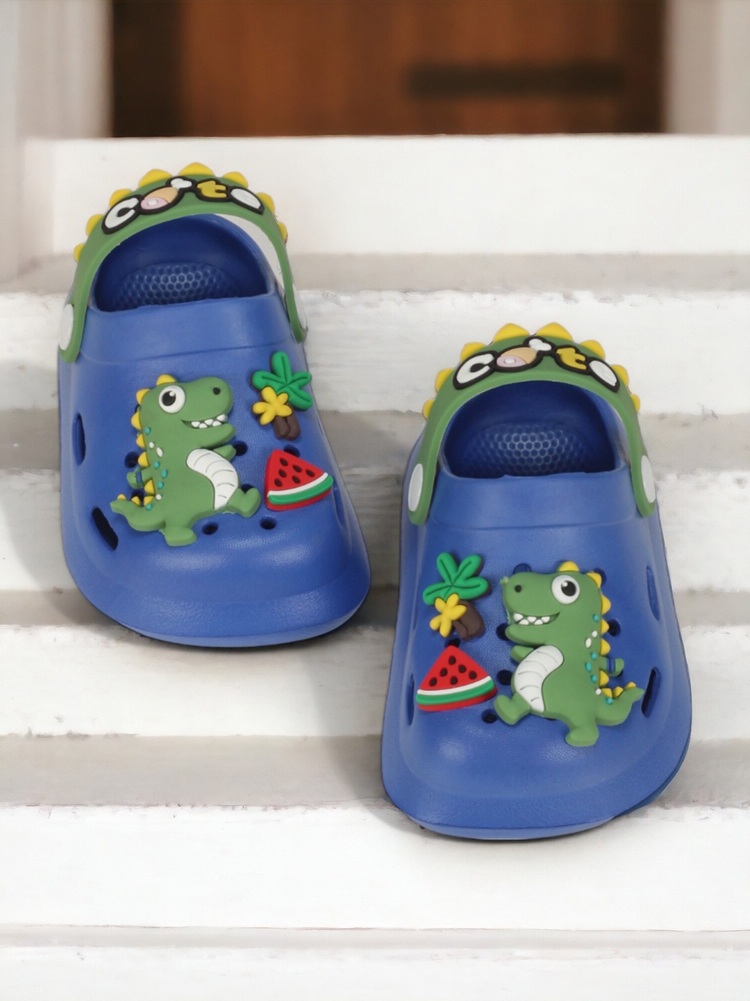 

Lil Lollipop Unisex Kids Self Design Clogs, Navy blue