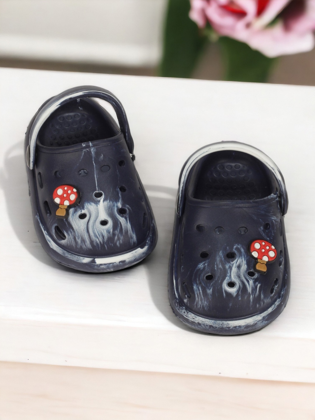

Lil Lollipop Kids Marble Look Mushroom Applique Rubber Anti-Slip Clogs, Black