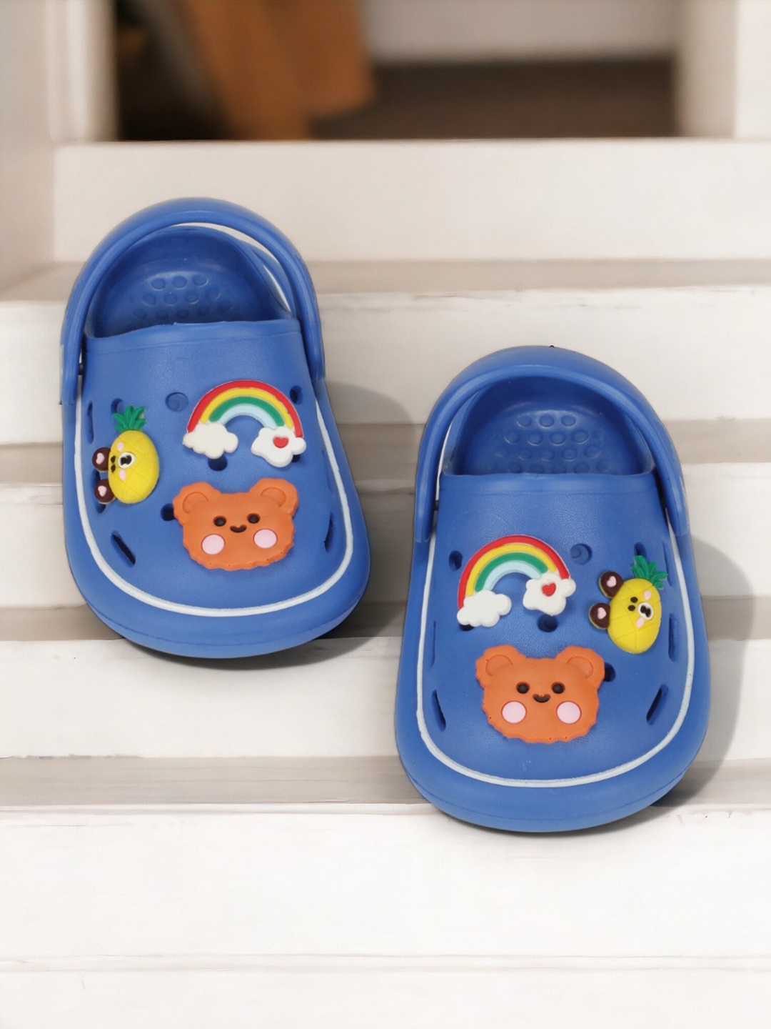 

Lil Lollipop Kids Bear Applique Rubber Anti-Slip Clogs, Navy blue