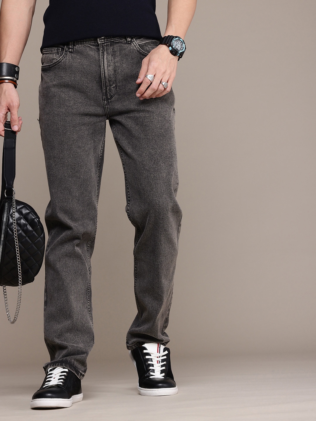 

The Roadster Life Co. Men Heavy Fade Stretchable Jeans, Grey