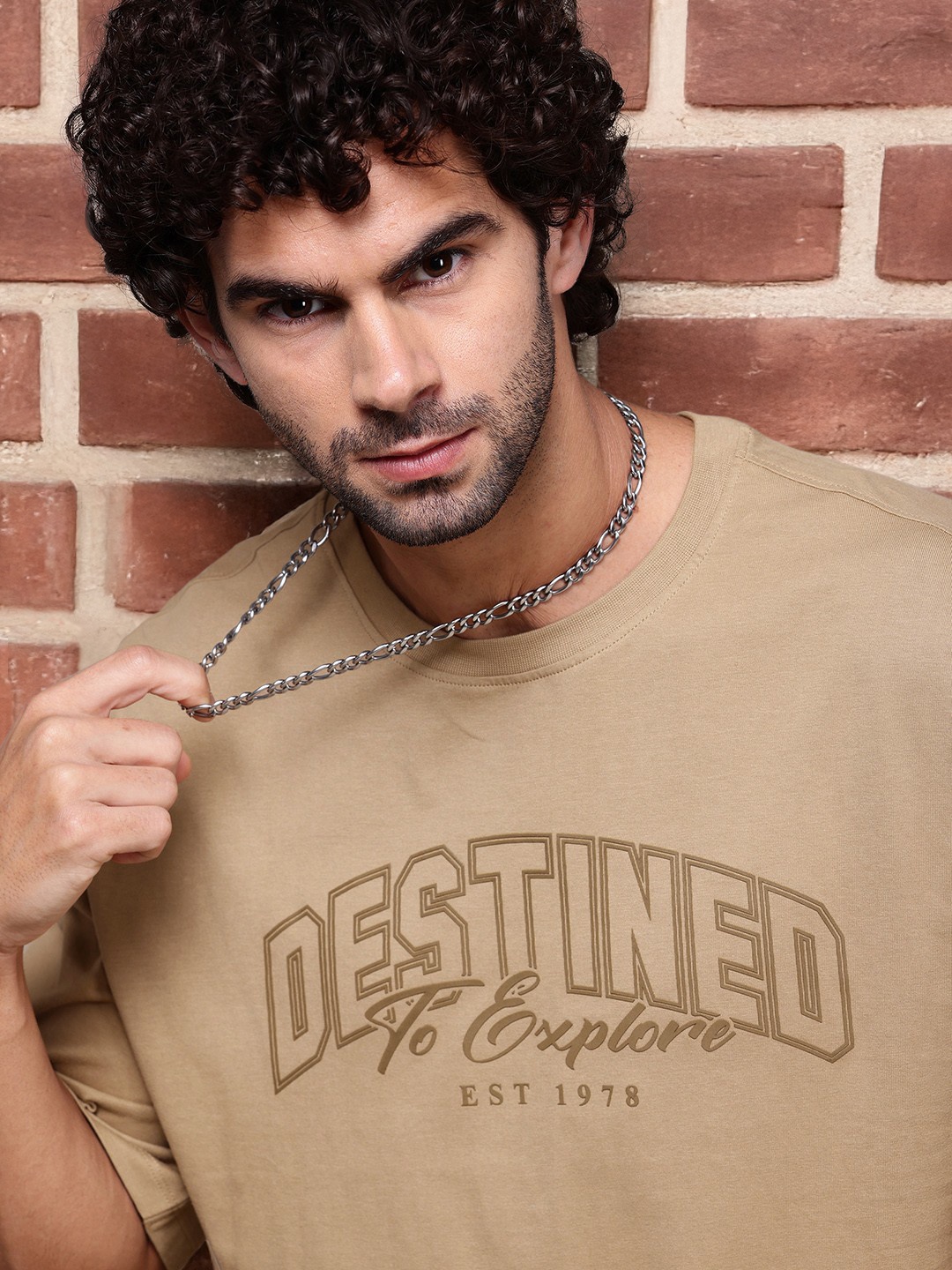 

The Roadster Lifestyle Co. Printed Drop-Shoulder Sleeves Pure Cotton Relaxed T-shirt, Beige