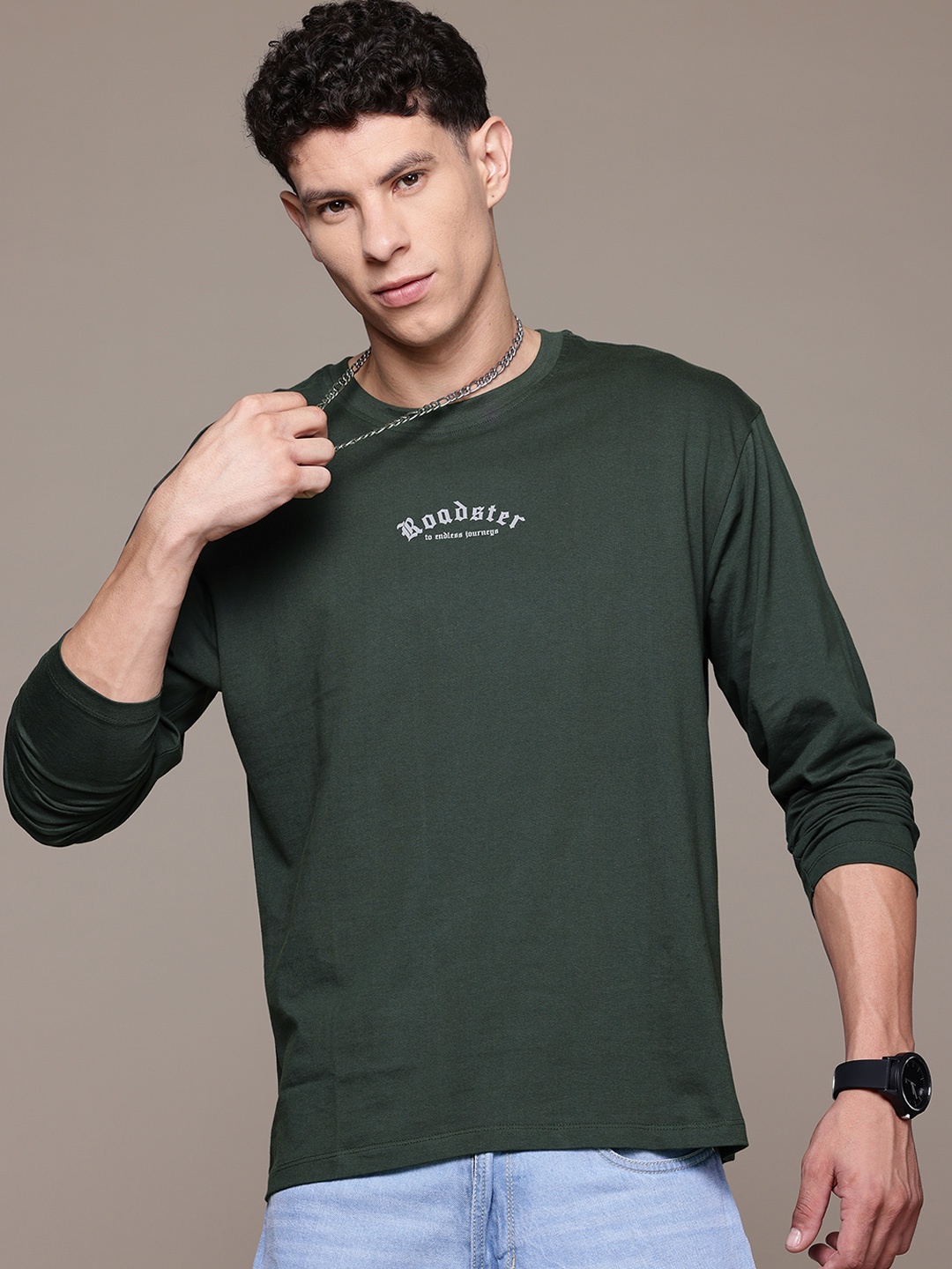 

The Roadster Lifestyle Co. Men Relaxed Fit Pure Cotton T-shirt, Olive