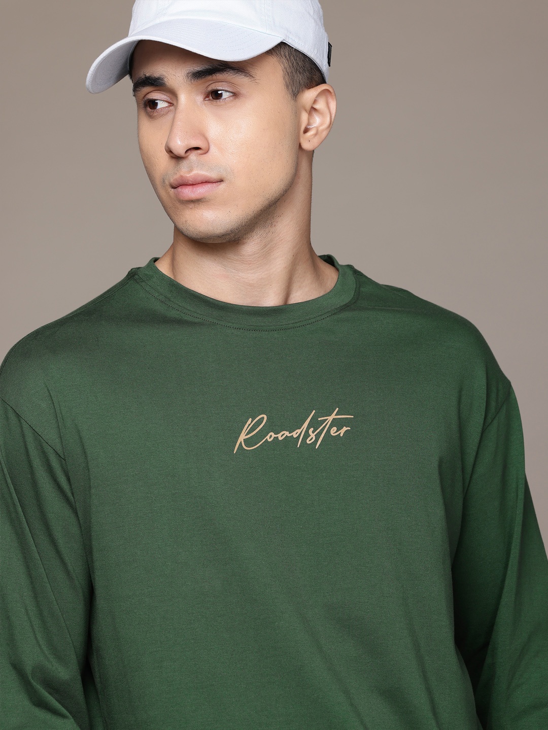 

The Roadster Lifestyle Co. Men Printed Pure Cotton Relaxed Fit T-shirt, Green