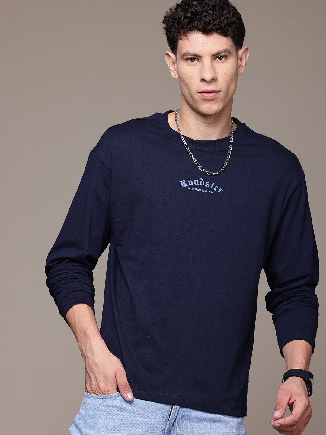 

The Roadster Lifestyle Co. Men Relaxed Fit Pure Cotton T-shirt, Navy blue