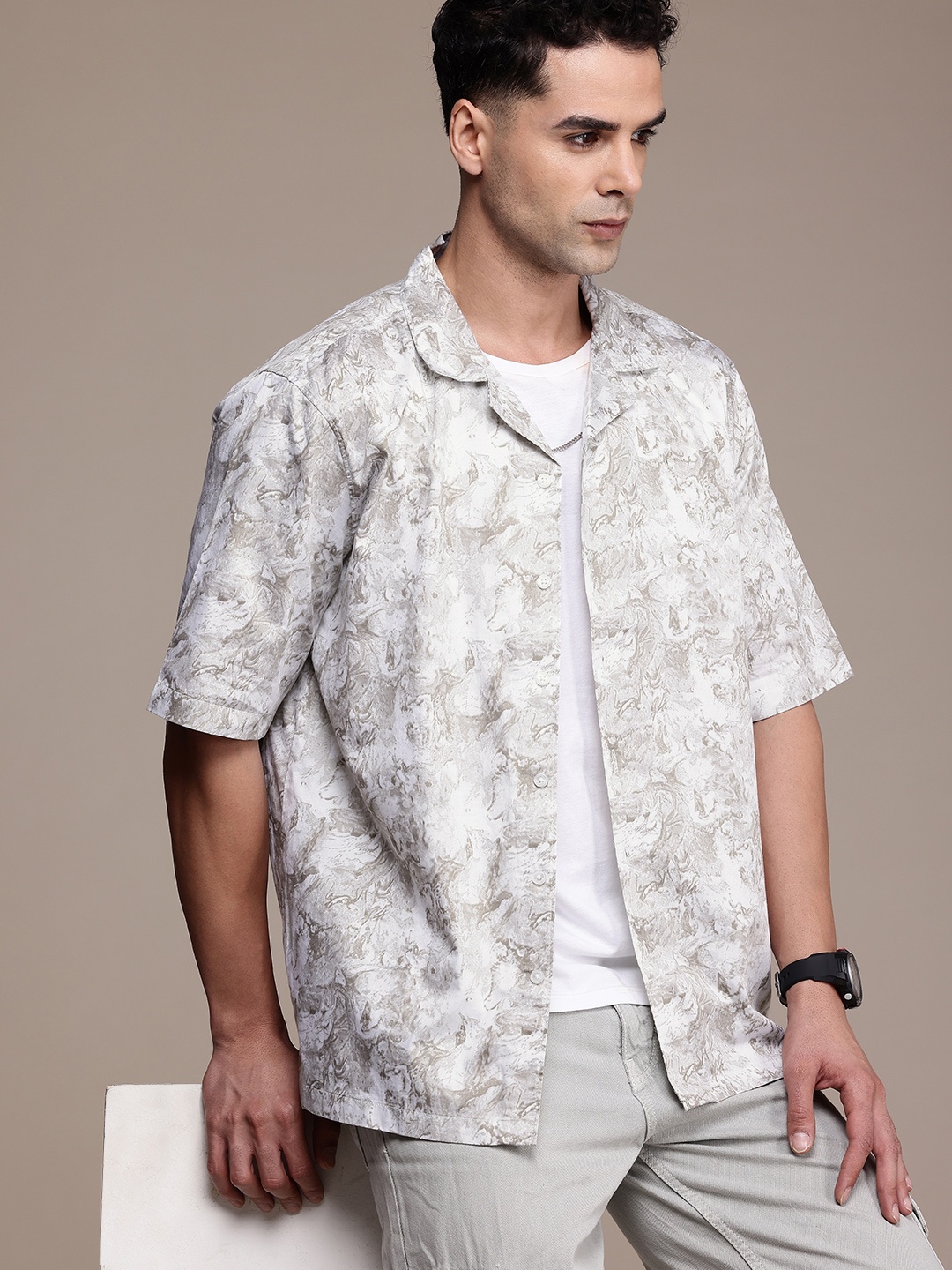 

FCUK Relaxed Fit Printed Cuban Collar Drop-Shoulder Sleeves Pure Cotton Casual Shirt, Off white