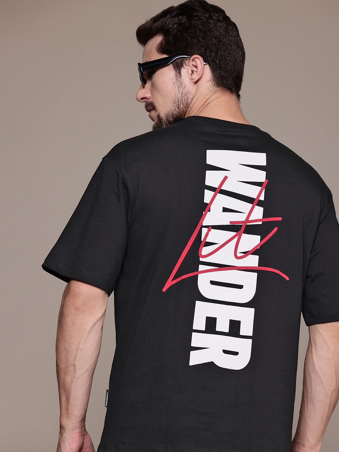 

The Roadster Lifestyle Co. Printed Drop-Shoulder Sleeves Pure Cotton Relaxed T-shirt, Black