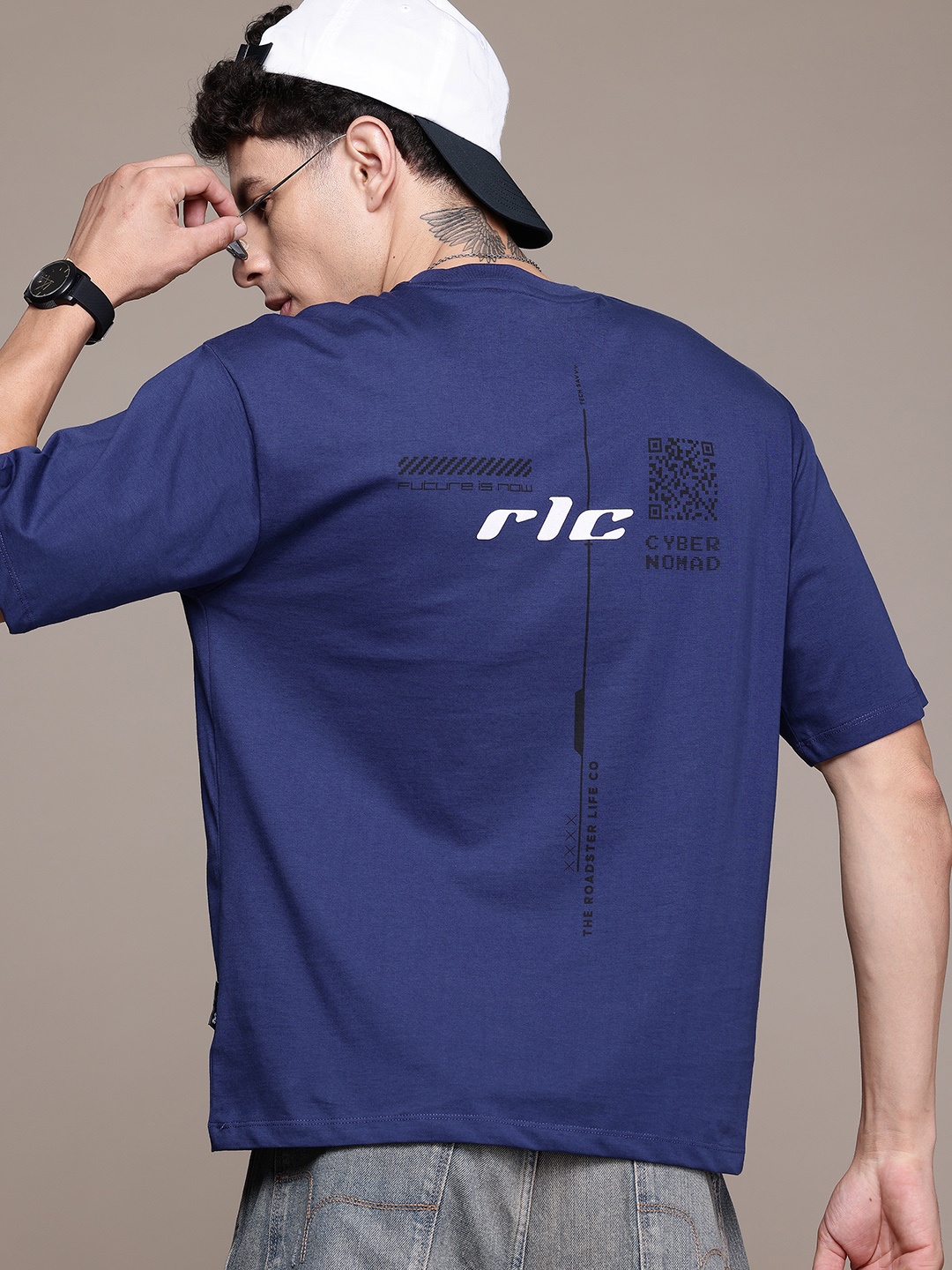 

The Roadster Lifestyle Co. Typography Pure Cotton Relaxed Fit T-shirt, Navy blue