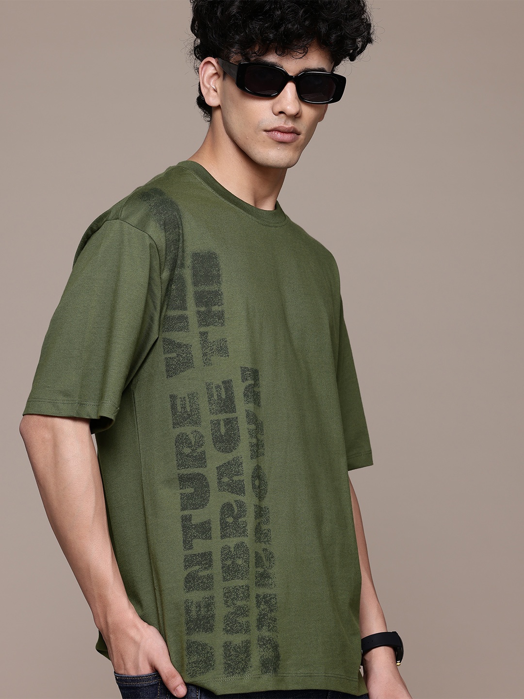 

The Roadster Lifestyle Co. Typography Printed Relaxed Fit Pure Cotton T-shirt, Green