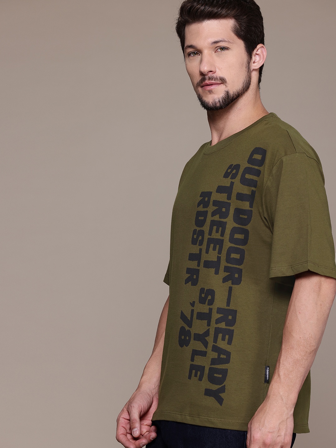 

The Roadster Lifestyle Co. Printed Drop-Shoulder Sleeves Pure Cotton Relaxed T-shirt, Olive