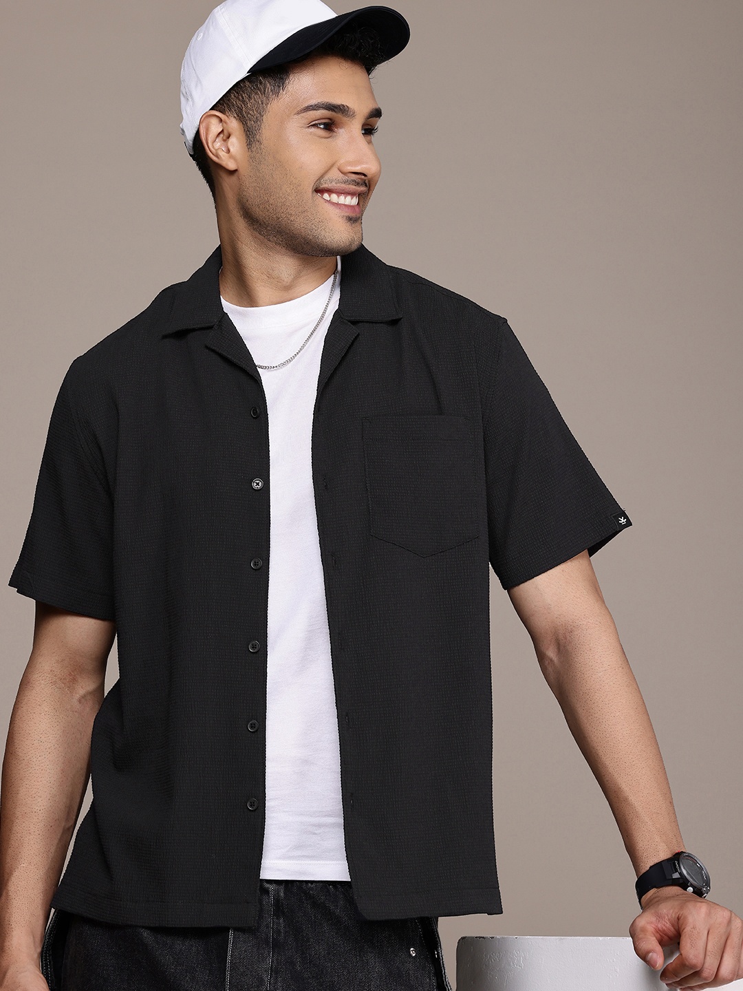 

WROGN Seersucker Resort Fit Casual Shirt, Black