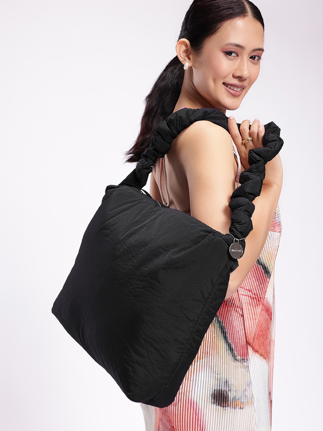 

DressBerry Structured Shoulder Bag, Black