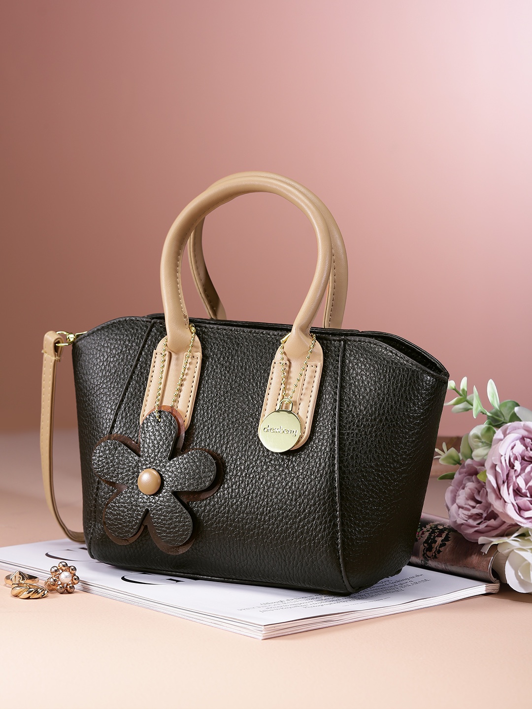 

DressBerry Textured Structured Handheld Bag, Black