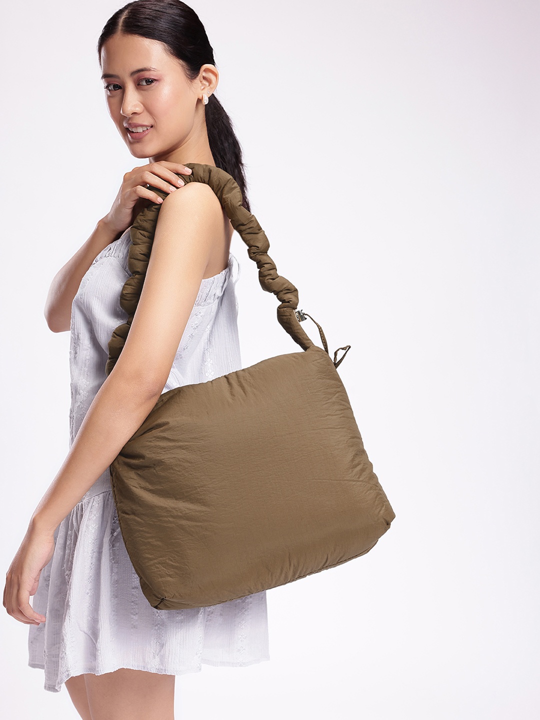 

DressBerry Structured Shoulder Bag, Brown