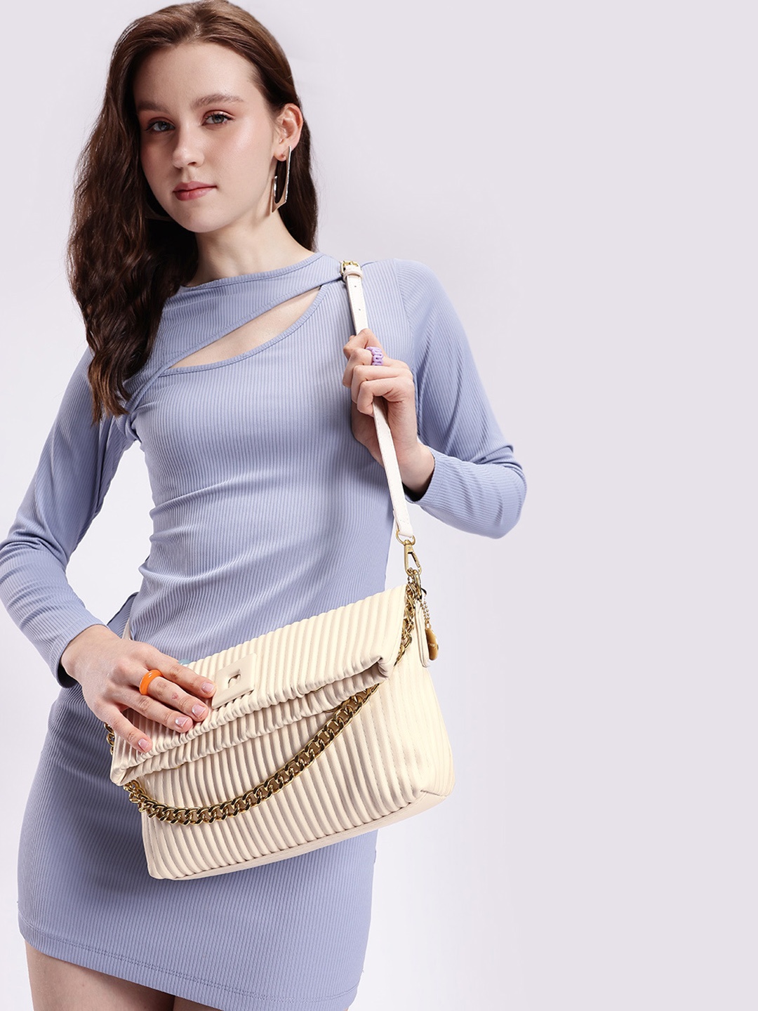 

DressBerry Structured Shoulder Bag, Off white