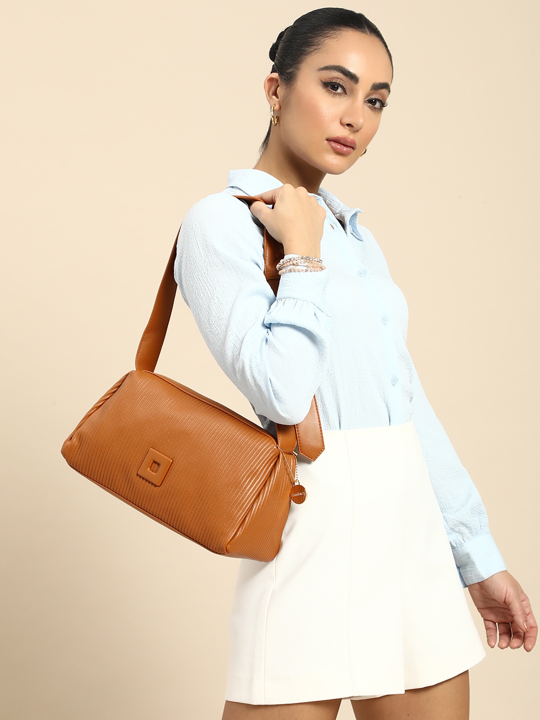 

DressBerry Structured Shoulder Bag, Brown