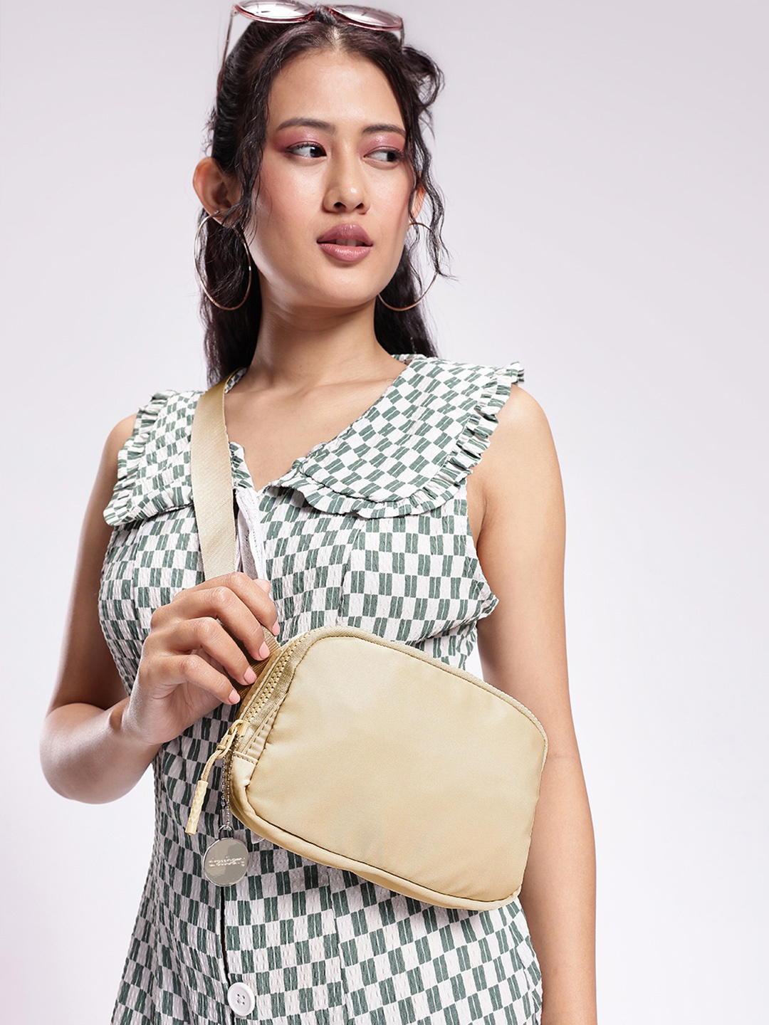 

DressBerry Crossbody Bag, Beige