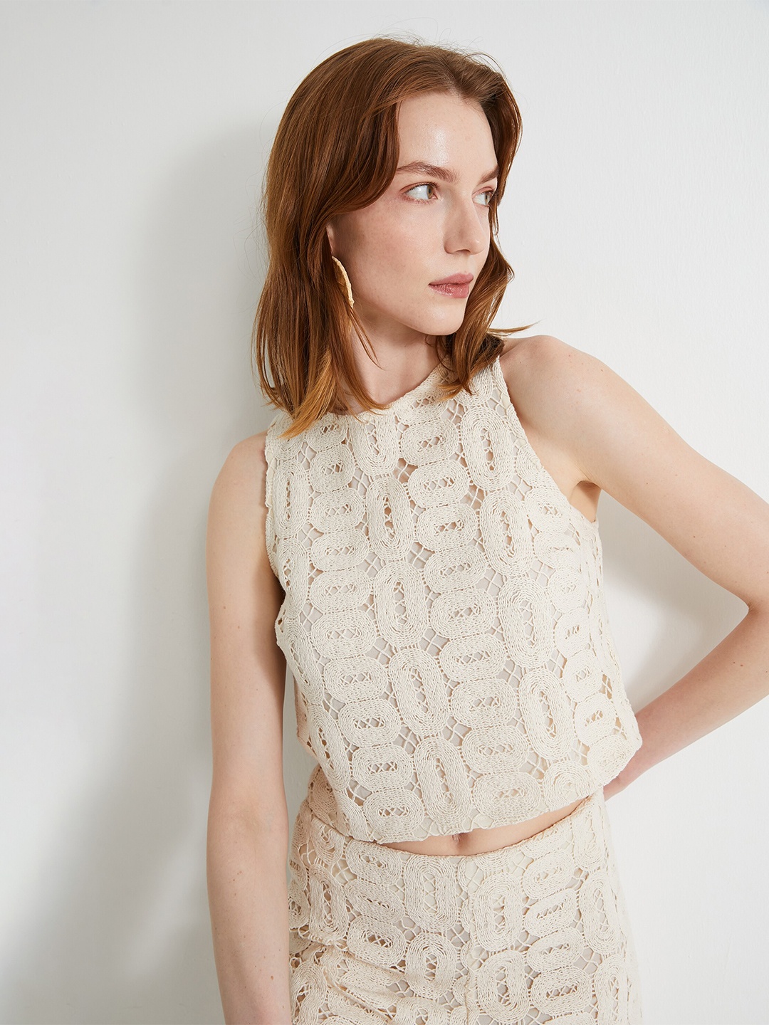 

Koton Self Design Round Neck Sleeveless Crop Top, White