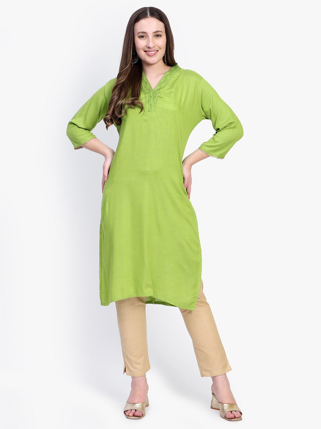

Rosecloud V-Neck Thread Work Straight Kurta, Green