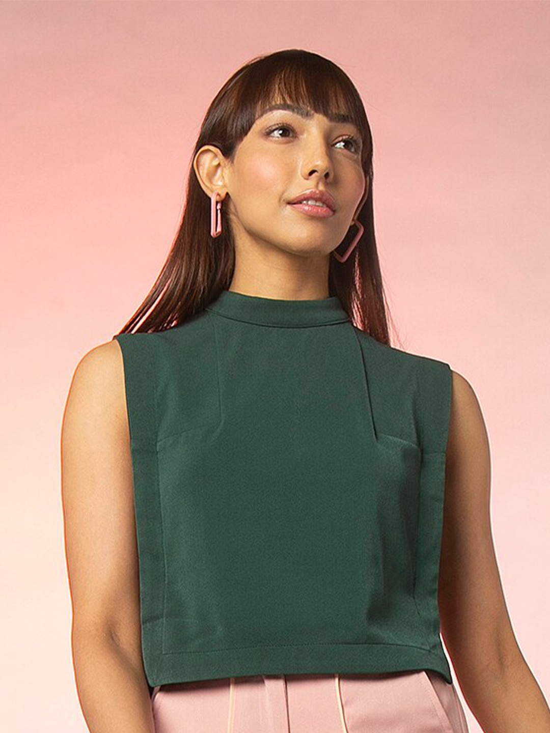 

KOLORTHERAPI block 1 Women High Neck Sleeveless Solid Top, Green