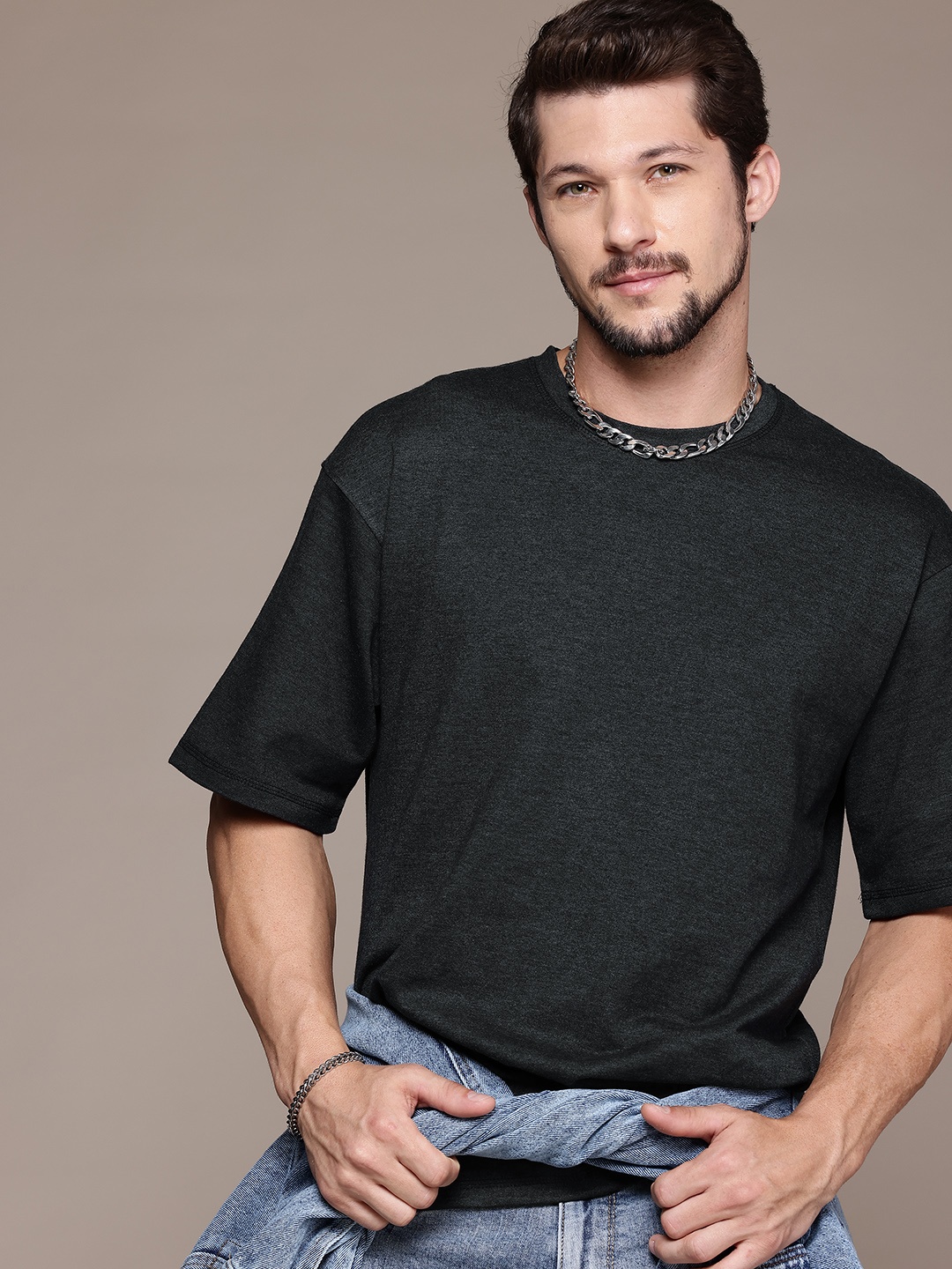 

The Roadster Lifestyle Co. Drop-Shoulder Sleeves Relaxed Fit T-shirt, Charcoal
