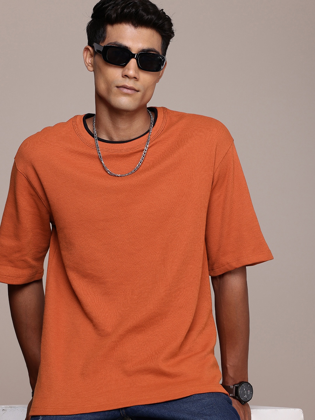 

The Roadster Life Co. Self Design Relaxed Fit Drop-Shoulder Sleeves T-shirt, Rust